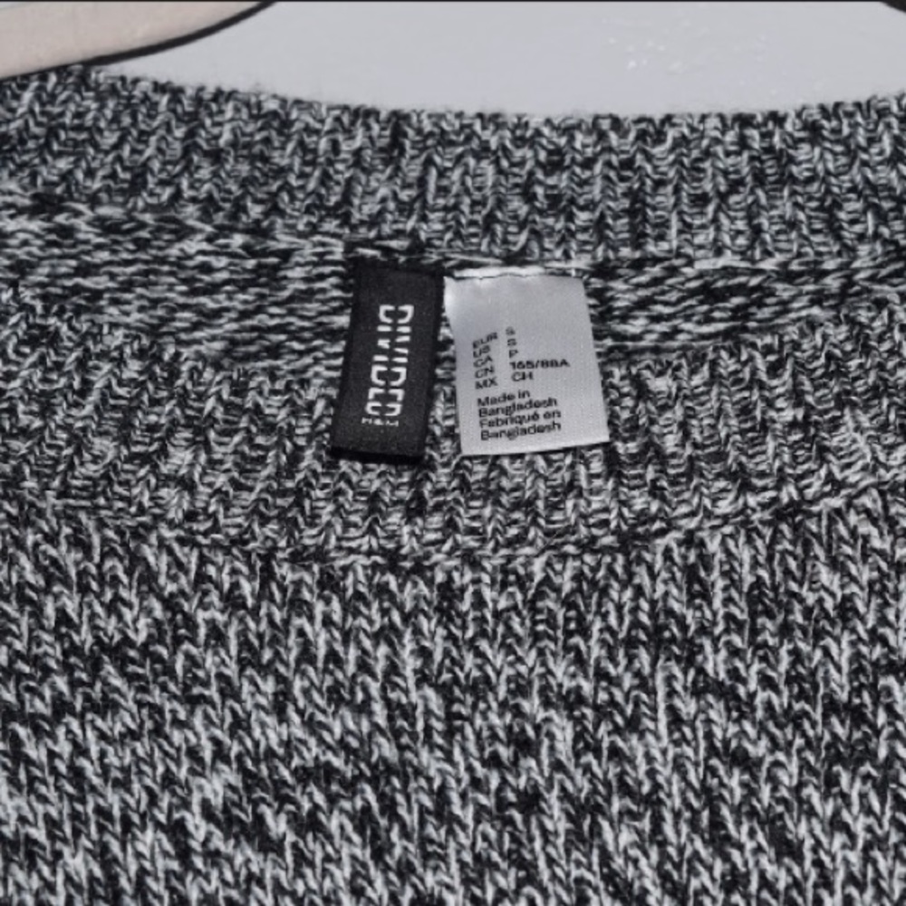 Sweater - Picture 3 of 3